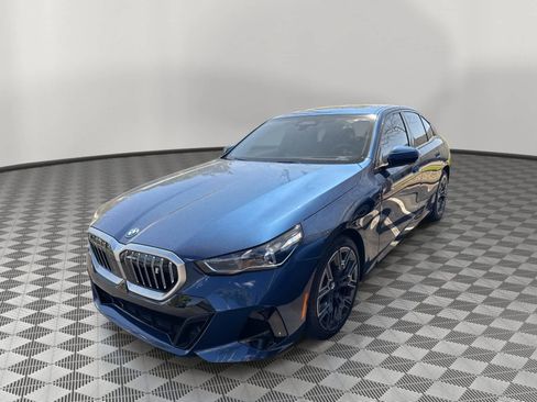 Certified 2026 BMW i5 eDrive40 w/ M Sport Package image 2