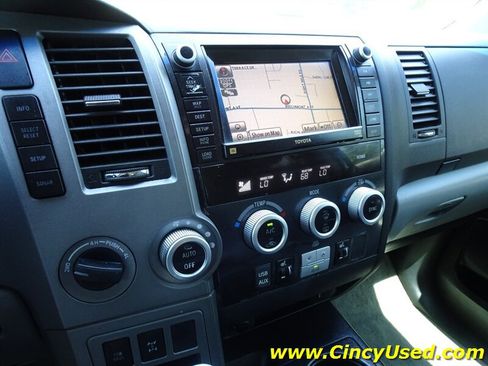 Used 2011 Toyota Sequoia Limited AWD/4WD image 21