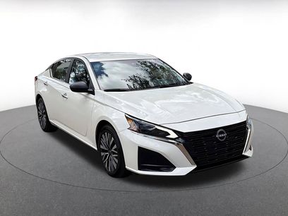 Used 2025 Nissan Altima 2.5 SV