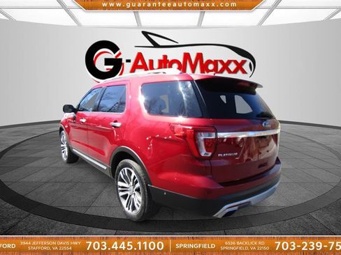 Used 2017 Ford Explorer Platinum image 7