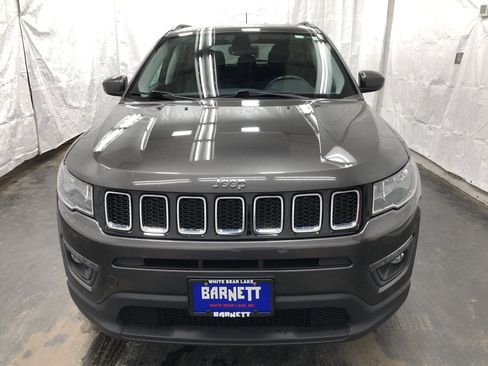 Used 2017 Jeep Compass Latitude w/ Popular Equipment Group image 6
