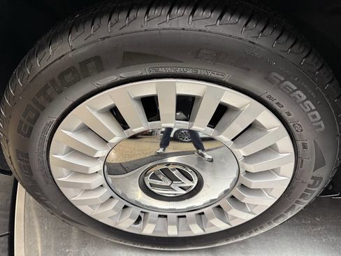 Used 2016 Volkswagen Beetle 1.8T SE image 25