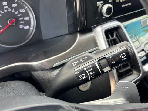 Used 2023 Kia Sorento EX FWD image 25