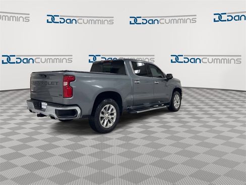 Used 2022 Chevrolet Silverado 1500 LTZ image 8