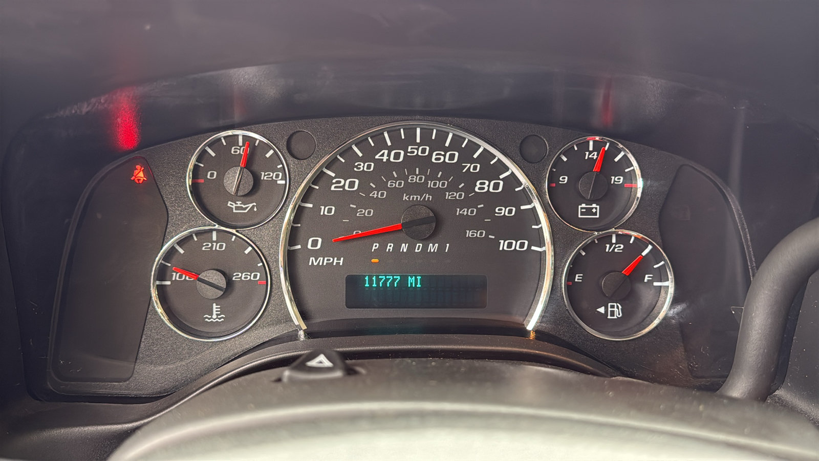 Used 2024 Chevrolet Express 2500 w/ Driver Convenience Package RWD image 16