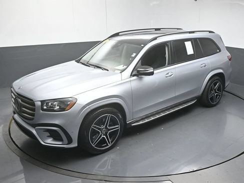 Used 2026 Mercedes-Benz GLS 450 4MATIC image 46