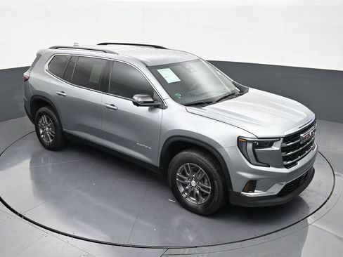 Used 2026 GMC Acadia Elevation FWD image 18