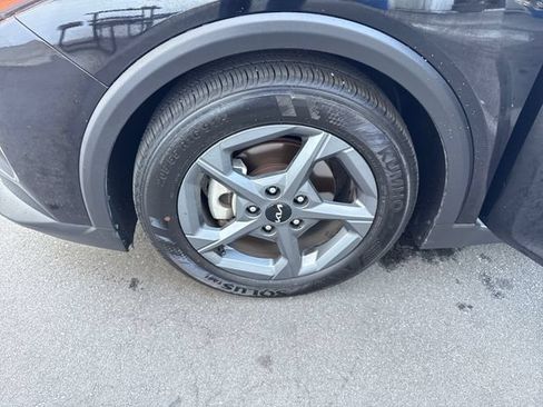 Used 2025 Kia K4 FWD image 26