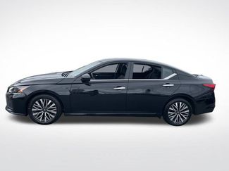 Used 2024 Nissan Altima 2.5 SV FWD video 2