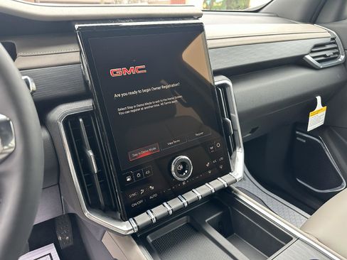 New 2026 GMC Acadia Elevation w/ Elevation Premium Package image 13