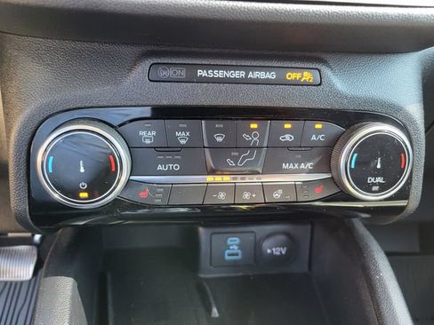 Used 2022 Ford Escape SEL w/ Technology Package FWD image 25