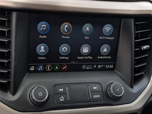 Used 2023 GMC Acadia Denali w/ Denali Technology Package image 15