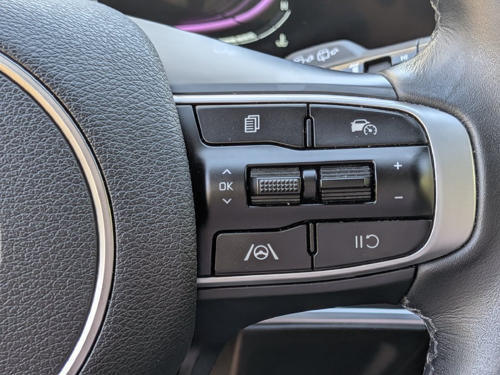 Used 2025 Kia Sportage X-Line w/ Premium Package AWD/4WD image 31