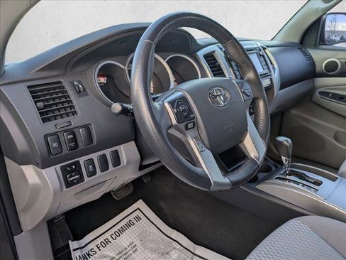 Used 2015 Toyota Tacoma PreRunner w/ SR5 Package image 9