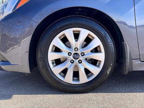 Used 2015 Subaru Legacy 2.5i Premium image 9