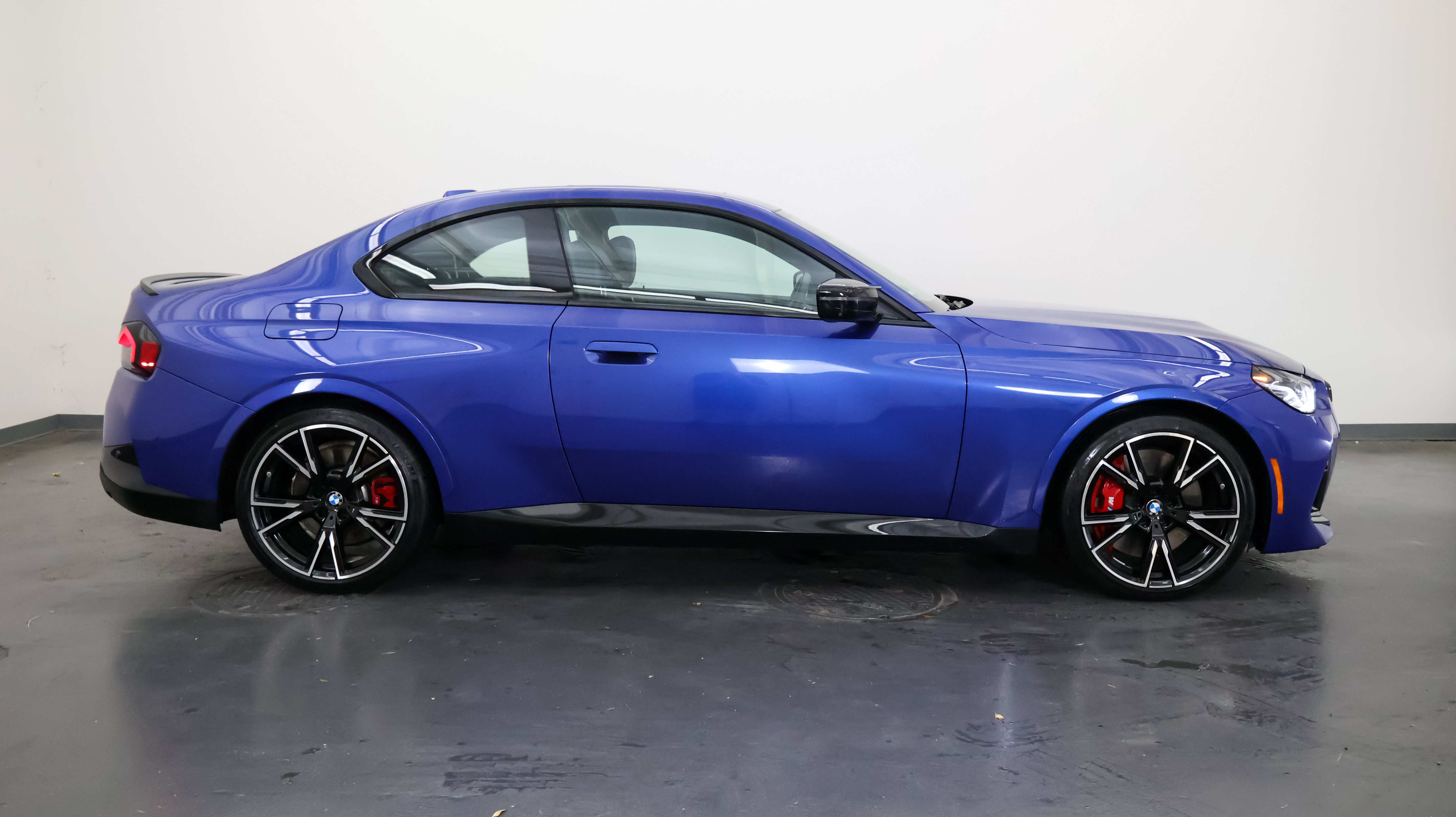 Used 2023 BMW M240i xDrive Coupe AWD/4WD image 2