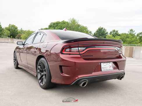 Used 2020 Dodge Charger Scat Pack RWD image 5