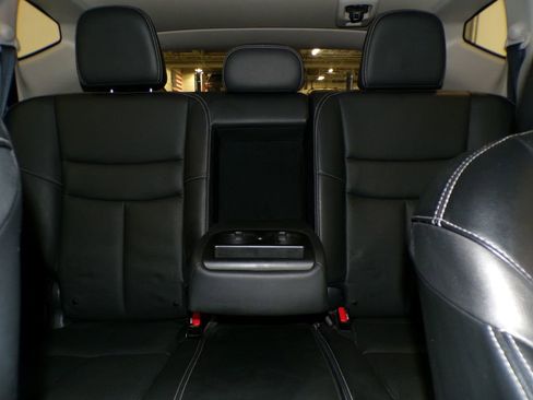 Used 2017 Nissan Murano SL image 10