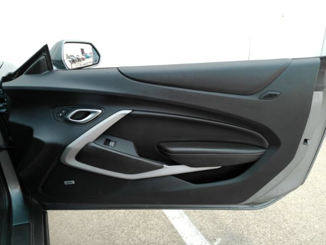 Used 2022 Chevrolet Camaro LT w/ Technology Package RWD image 15