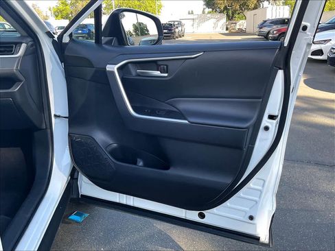 Used 2024 Toyota RAV4 XLE w/ Convenience Package AWD/4WD image 24