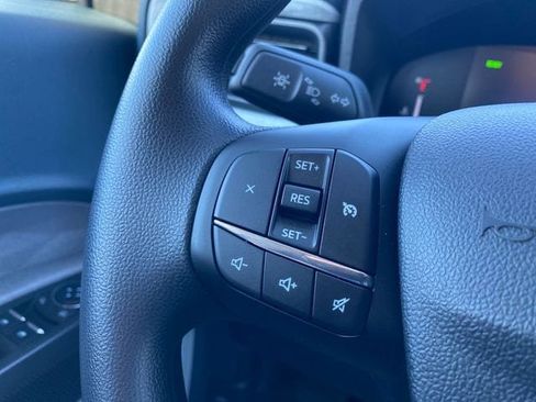 New 2025 Ford Maverick XLT image 30