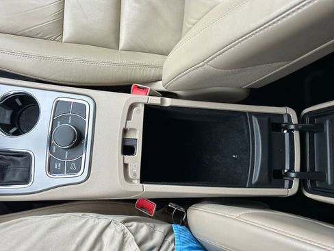 Used 2021 Jeep Grand Cherokee Limited w/ Trailer Tow Group IV image 20