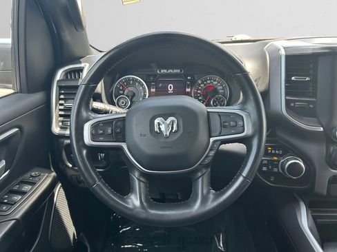 Used 2022 RAM 1500 Big Horn AWD/4WD image 14