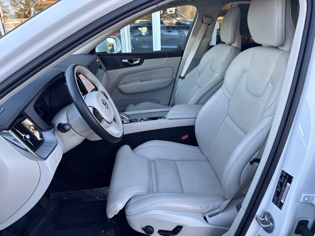 Used 2023 Volvo XC60 B5 Ultimate w/ Climate Package AWD/4WD image 20