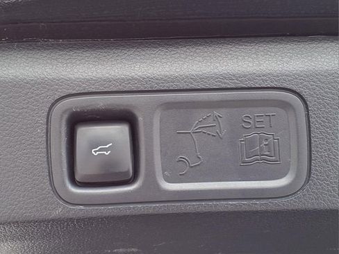 Used 2024 Ford Expedition Max Limited AWD/4WD image 8