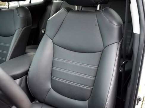 Used 2023 Toyota RAV4 Limited image 29