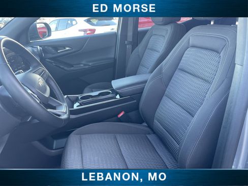 Used 2025 Chevrolet Equinox LT AWD/4WD image 19