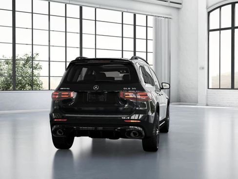 New 2025 Mercedes-Benz GLB 35 AMG 4MATIC image 23