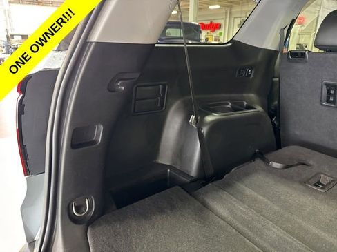 Used 2023 GMC Acadia AT4 w/ Technology Package AWD/4WD image 35