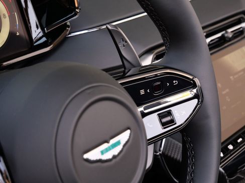 New 2026 Aston Martin Vanquish Convertible image 18