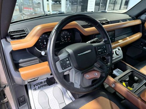 Used 2024 Land Rover Defender 110 X-Dynamic SE image 41