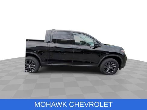 Used 2023 Honda Ridgeline Sport image 10