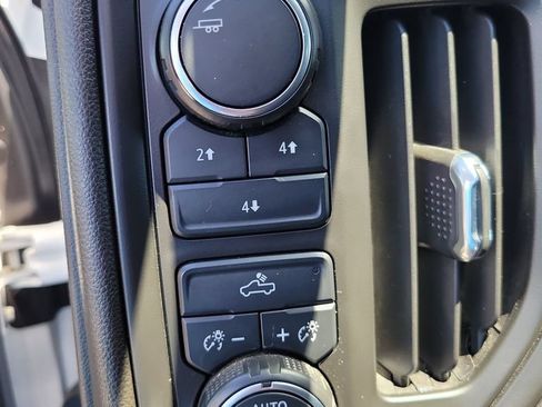 Used 2024 Chevrolet Silverado 3500 W/T AWD/4WD image 38