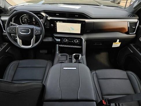 New 2026 GMC Sierra 2500 Denali w/ Denali Reserve Package image 19