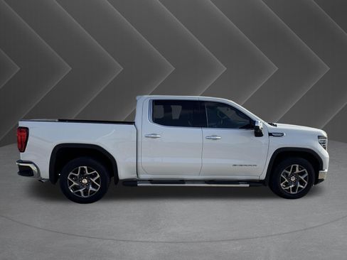 Used 2023 GMC Sierra 1500 SLT RWD image 5
