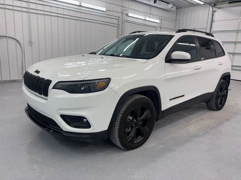 Used 2021 Jeep Cherokee Latitude Plus FWD image 10