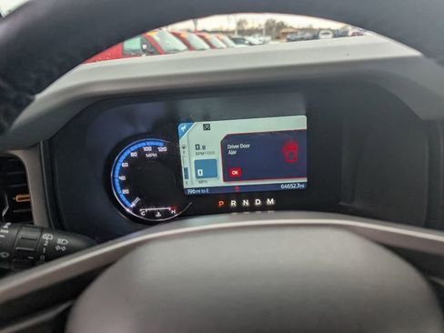 Used 2022 Ford Bronco Badlands image 20