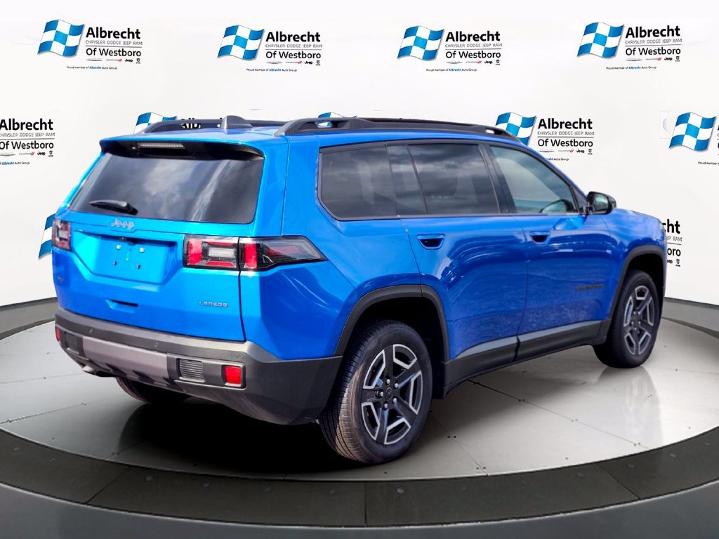Used 2026 Jeep Cherokee Laredo AWD/4WD image 5