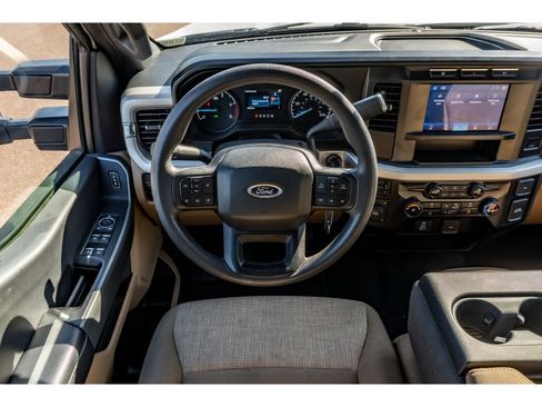 Used 2024 Ford F250 XLT image 18