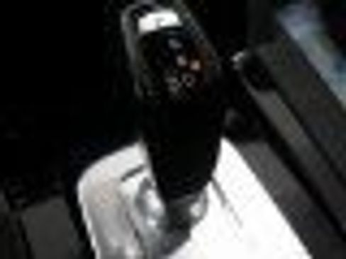 Used 2020 Land Rover Discovery Sport SE image 22