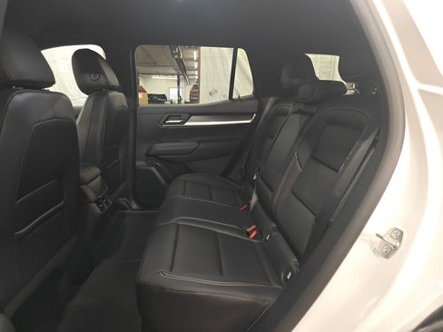 Used 2026 GMC Terrain Elevation w/ Elevation Premium Package image 14