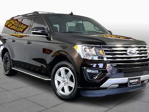 Used 2021 Ford Expedition Max XLT image 3