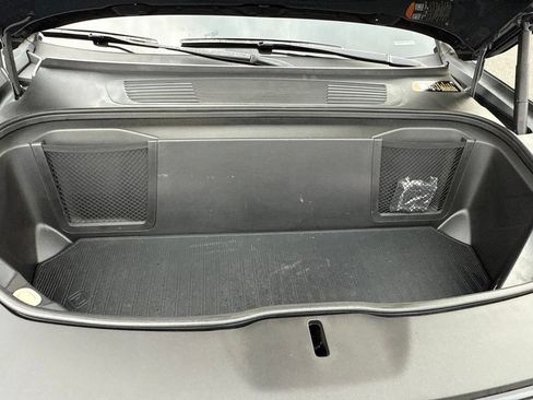 Used 2025 Rivian R1S Premium AWD/4WD image 58