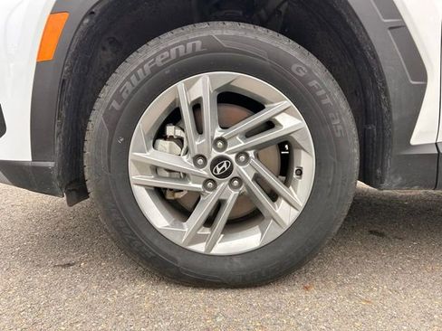 Used 2025 Hyundai Tucson SE AWD/4WD image 9