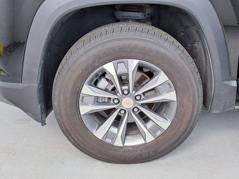 Used 2025 Chevrolet Equinox LT FWD image 28