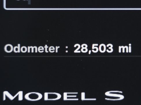 Used 2023 Tesla Model S Standard Range image 18